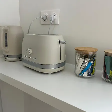 Riva, Et Commerces A Pied