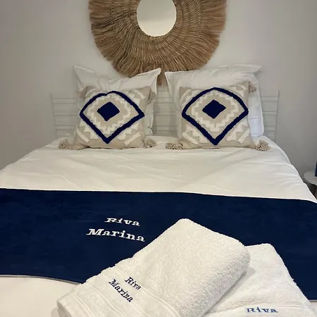 Riva, Et Commerces A Pied Apartamento Fréjus