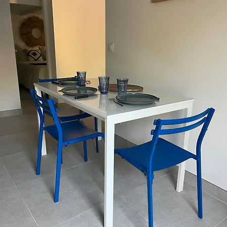 Riva, Et Commerces A Pied * Fréjus