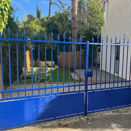 Riva, Et Commerces A Pied * Fréjus