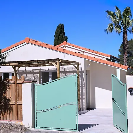 Apartment Riva, Terrasse Plein Sud, A Pied, 4 A 6 Personnes Fréjus