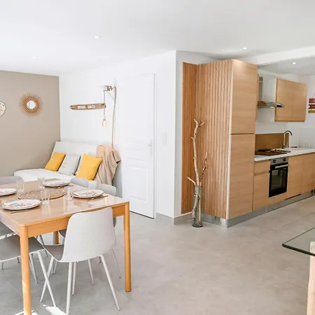 Riva, Terrasse Plein Sud, A Pied, 4 A 6 Personnes Apartment