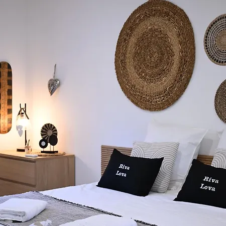 Riva, Terrasse Plein Sud, A Pied, 4 A 6 Personnes Apartment Fréjus